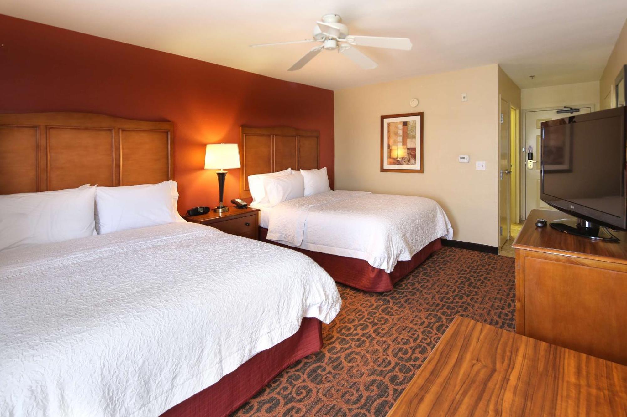 Hampton Inn & Suites Tucson Mall Exterior photo